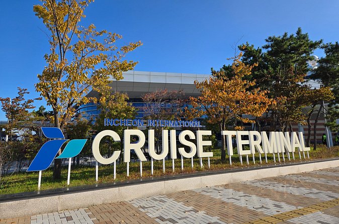 Private Transfer Incheon Cruise Terminal from and to Seoul - Vehicles, luggage, and real-world comfort