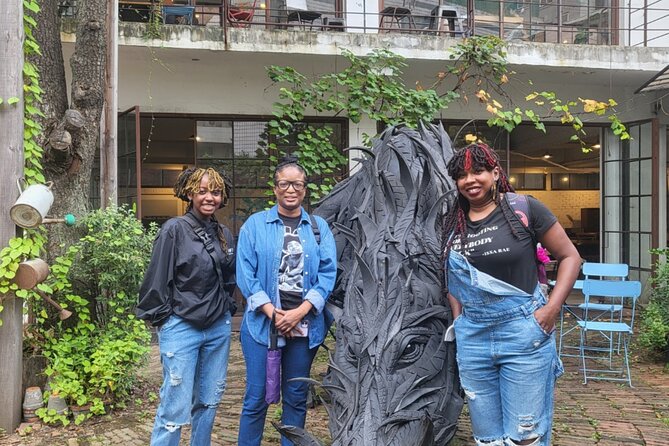 Seongsu-dong Walking Tour: K-Pop, Culture, Cheer, Friends & Relax - Should you book this Seongsu-dong walking tour?