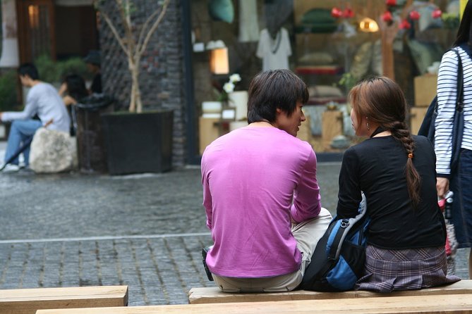Seoul Art Tour with a Local Expert: 100% Personalized & Private - Ssamziegil: The Quirky Design Stop Between Market and Mall