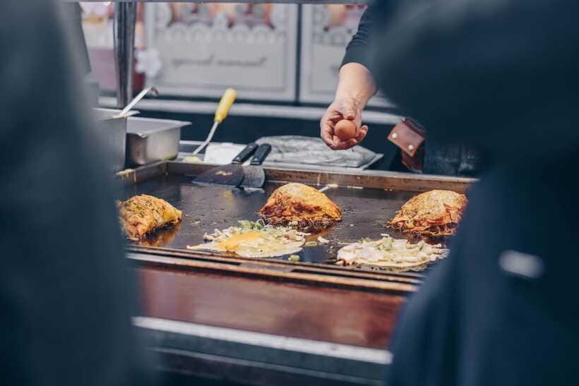Seoul : Best of Seoul Private Walking Tour - Gwangjang Market: how the guide helps you find the good stuff