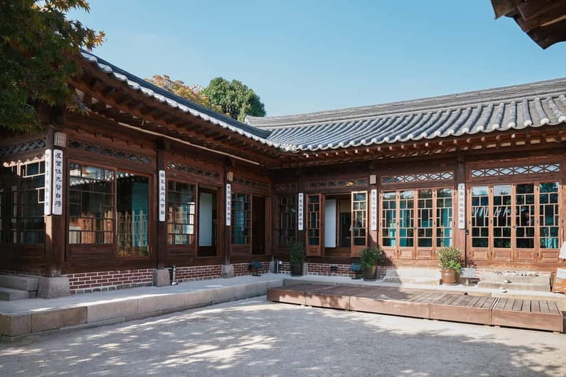 Seoul: Bukchon Hanok Village Walking Tour - OraeGage: the “old shop” idea that adds a Seoul layer