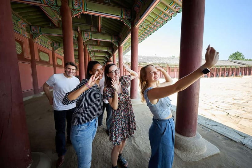 Seoul: Bukchon Village, Gyeongbokgung, Gwangjang Market - Who should book this tour (and who might skip it)