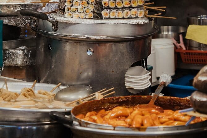 Seoul City Night View and Foodie Walking Tour - Naksan Park and the City Wall: Lights, Views, and a Pop-Culture Bonus