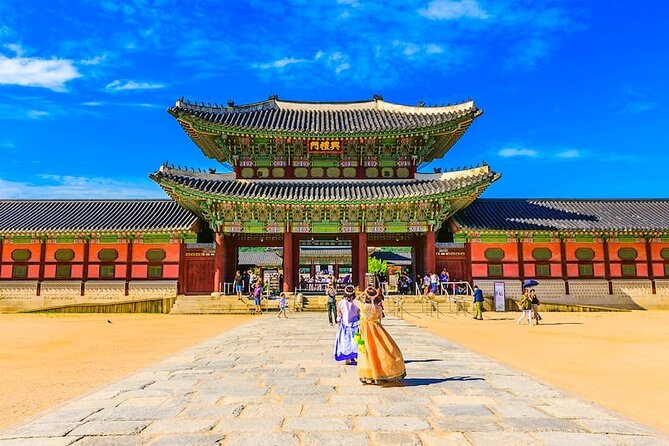 Seoul City Private Tour (Optional layover) - Namdaemun Market: where Seoul shopping feels like real life