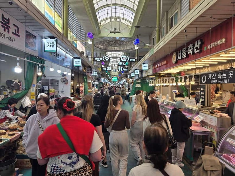 Seoul: Cooking Class and Tour with Michelin-Trained Chef - Price and Time: Is $83 for 150 Minutes Fair Value?