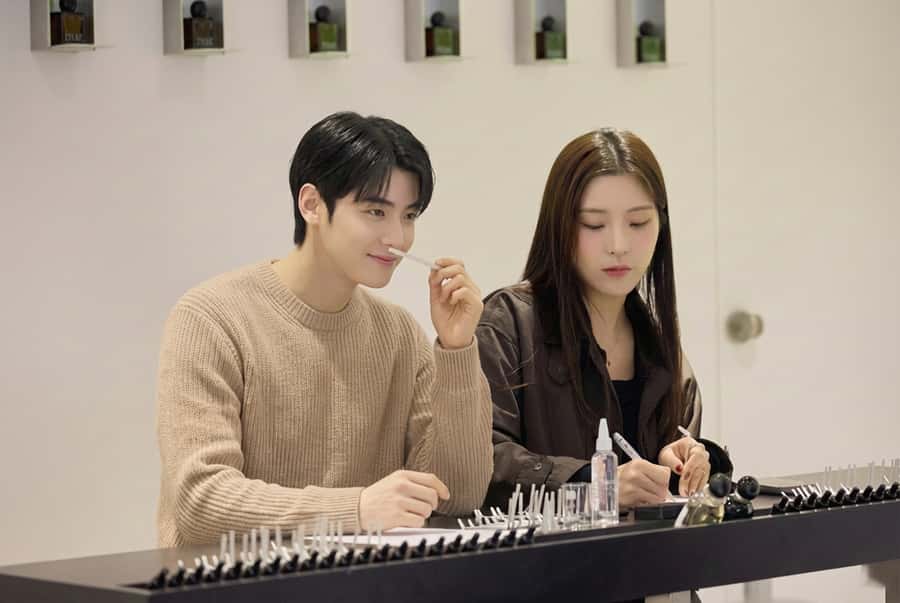 Seoul: Create Your Own Natural Perfume with a Perfumer - Your take-home set: 10ml traveler bottle, 50ml EDP, and the box-and-bag bonus