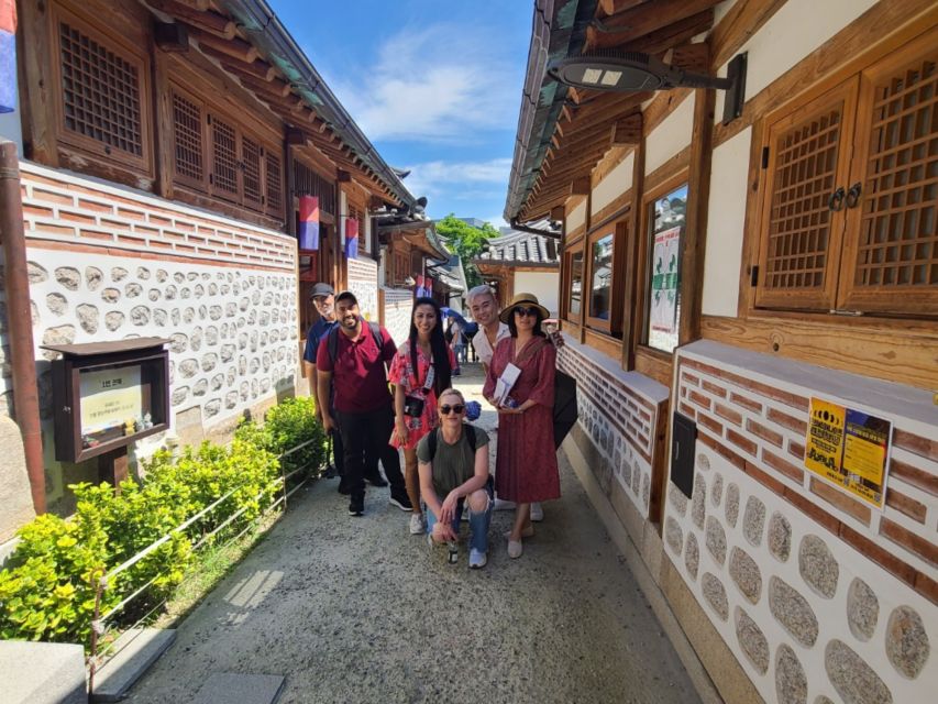 Seoul: Deoksugung Palace Heritage Walking Tour - Key highlights you’ll feel on the ground