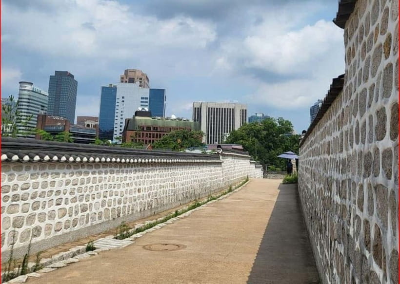 Seoul: Deoksugung Palace Heritage Walking Tour - Donuimun Museum Village: Seoul’s Neighborhood Time Capsule