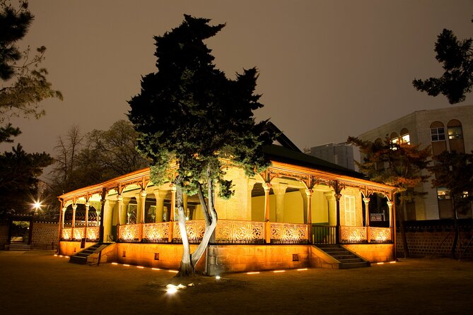 Seoul: Deoksugung Palace Night Tour - Stop-by-stop: Junghwajeon as the mood-setter
