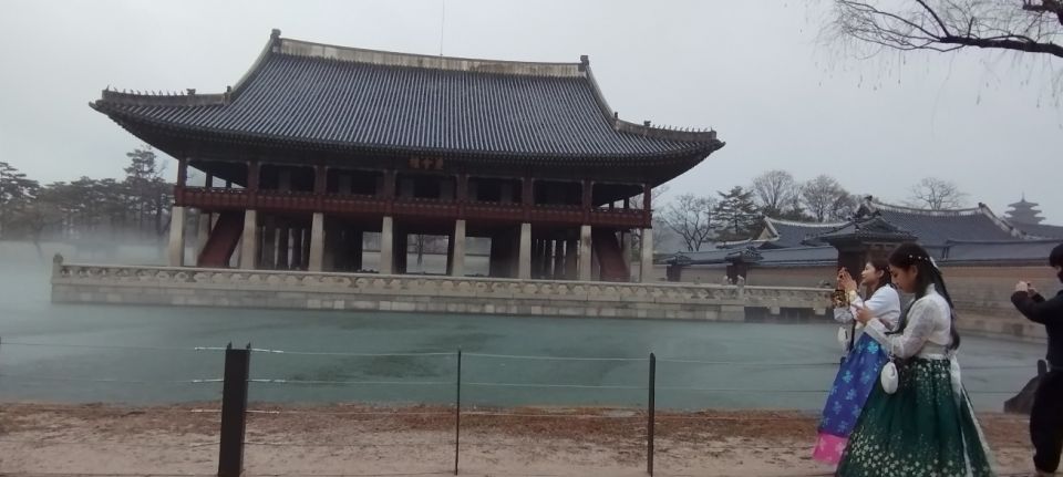 Seoul: DMZ, Gyeongbokgung Palace & City Tour - Gyeongbokgung Palace: Royal Court as a Running Institution