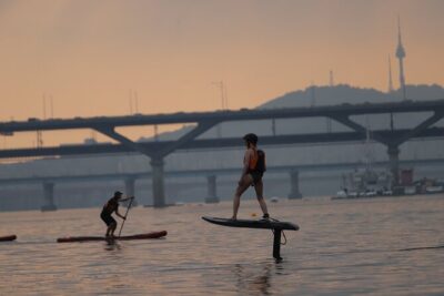 Seoul : Efoil & Windsurf Experiences in Han River - The 2-Hour Flow: Changing Gear, Quick Safety, Then Water Time