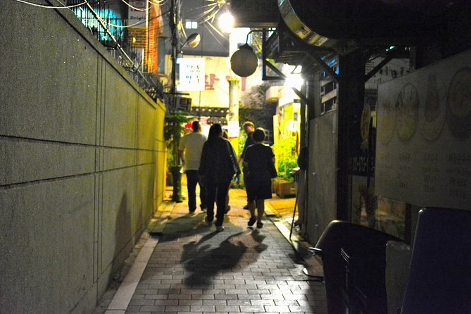 Seoul: Evening Dark History, Folklore & Ghost Story Walking Tour - Walking at night: pacing, comfort, and how to not hate your shoes