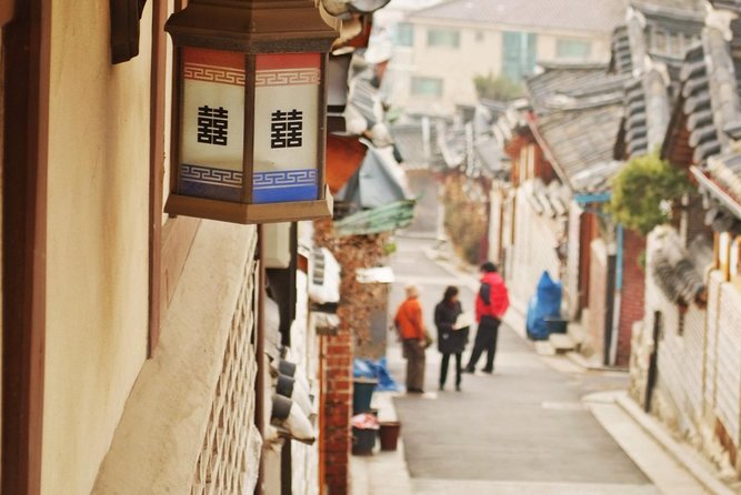 Seoul Full Day Tour with a Local: 100% Personalized & Private - Walking, Transit, and Taxis: How the Day Stays Flexible