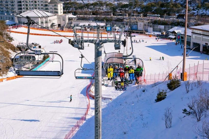 Seoul: Full-Day Winter Trip Ski Resort, Ice Valley, Namiseom - Elysian Gangchon Ski Resort: Beginner-Friendly Slopes and Real Lesson Time