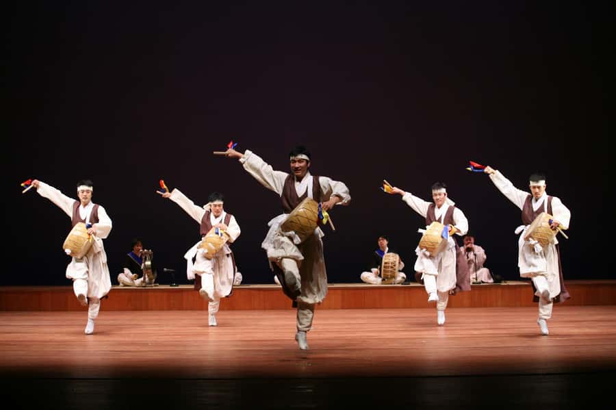 SEOUL: Gugak - Korean Traditional Music Museum&Concert Tour - National Gugak Center Concert: Hearing Soft Strings and Strong Ensemble Energy