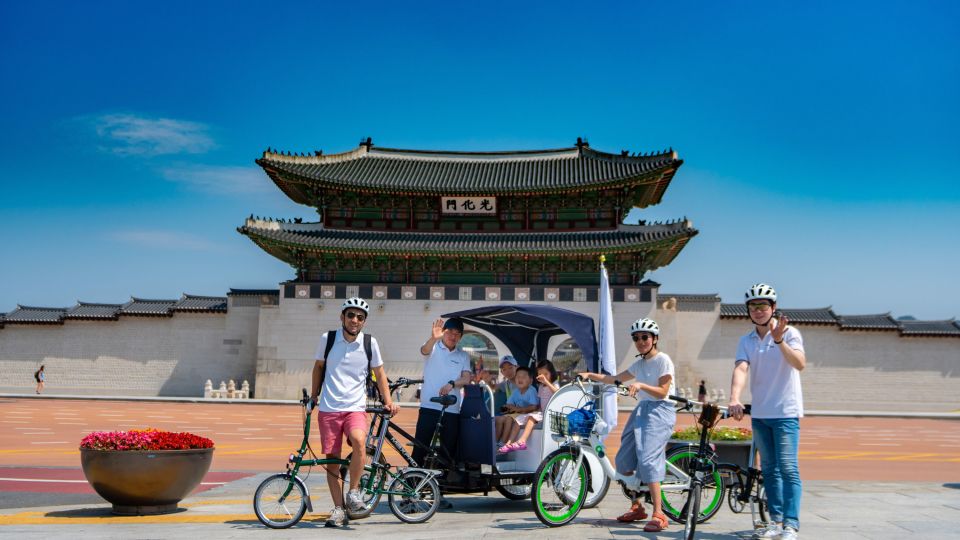 Seoul: Guided Small Group V.I.P Morning Pedicab Tour - Gyeongbokgung, Seochon, and the feel of Seoul’s older lanes