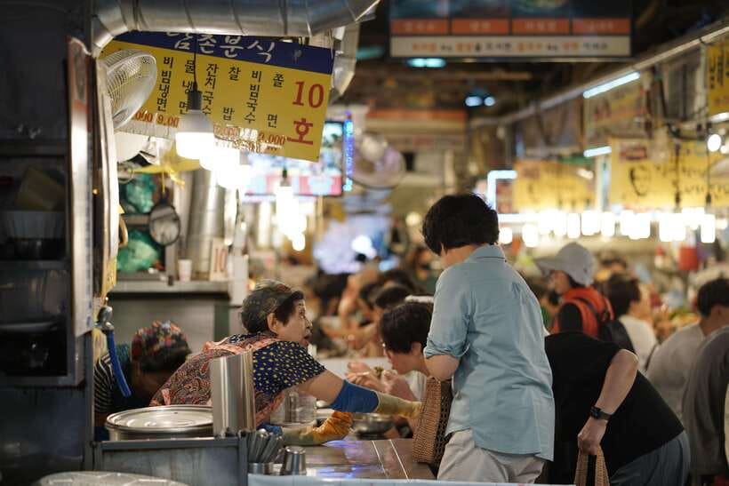 Seoul: Guided Street Food Tour at Namdaemun Market - Starting at Hoehyeon Station: don’t miss Exit 5