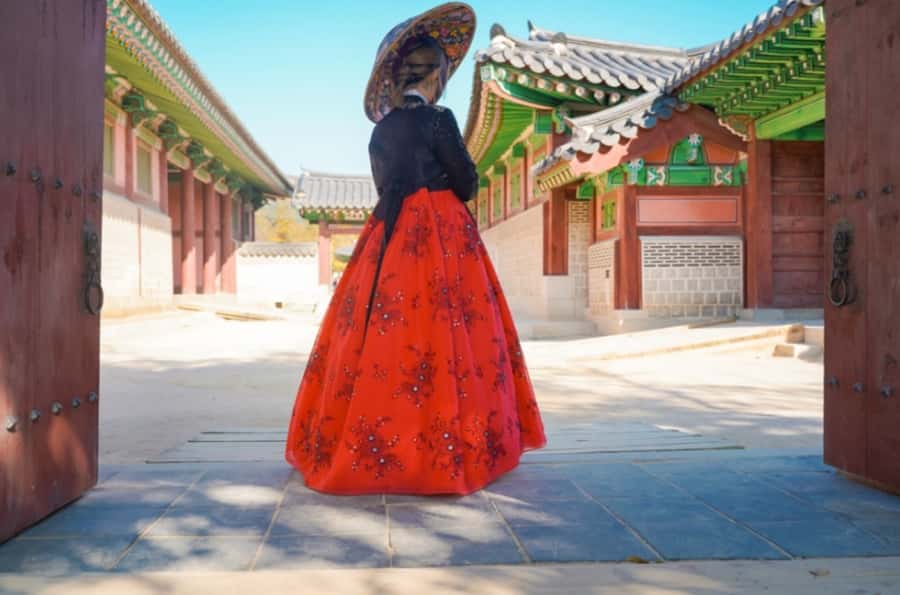 Seoul: Gyeongbokgung / Hanok Village / N Seoul Tower - A Smart Route Through Three Seoul Icons
