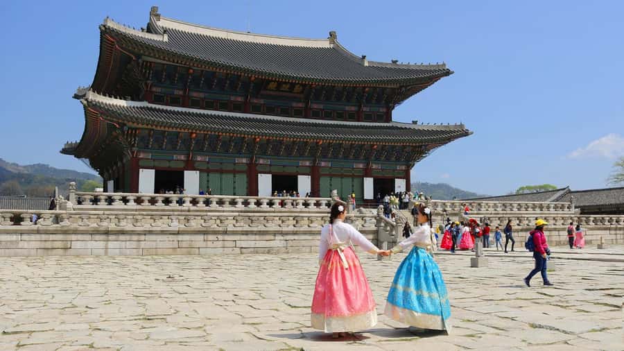 Seoul: Gyeongbokgung / Hanok Village / N Seoul Tower - The Small Details That Change Your Experience