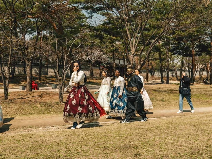 Seoul Half-Day City Highlight, Palace Tour with Hanbok - K star Hanbok: start here so the photos look right