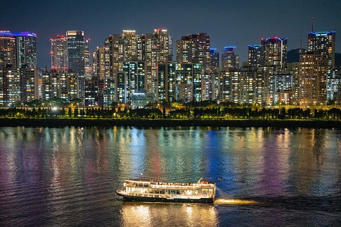 Seoul Han River Night Tour: Picnic, Games & Starlight Cruise - Key Things You’ll Notice Right Away