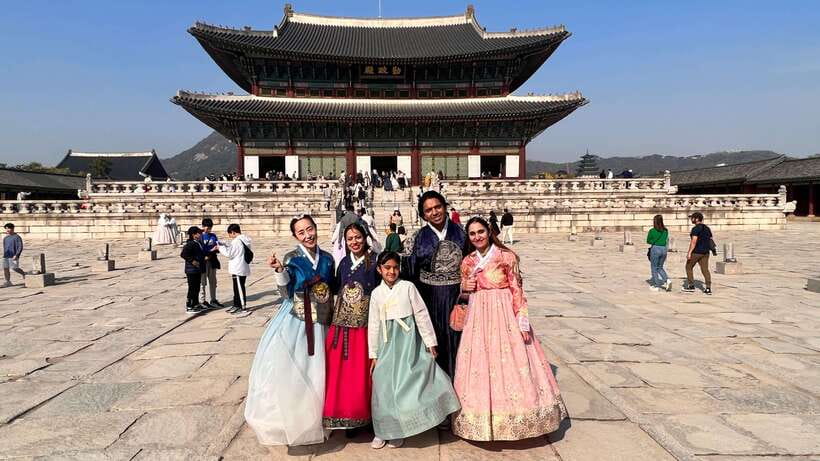 Seoul Highlights: Gyeongbok Palace, Insadong & N Seoul Tower - Namsangol Hanok Village: A Quiet Pause Under Namsan