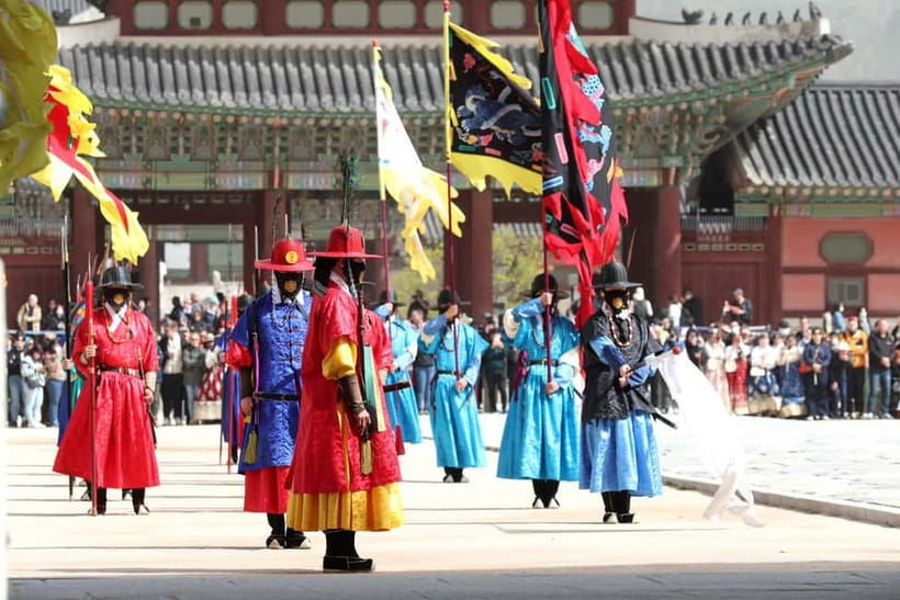 Seoul: Highlights of Seoul Full-Day Tour - Entering the Seoul Rhythm: One Guided Day, Many Eras