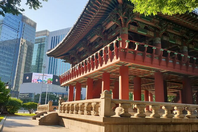 Seoul History Walking Tour - Admiral Yi Sun-sin and King Sejong: The Statues That Do the Teaching