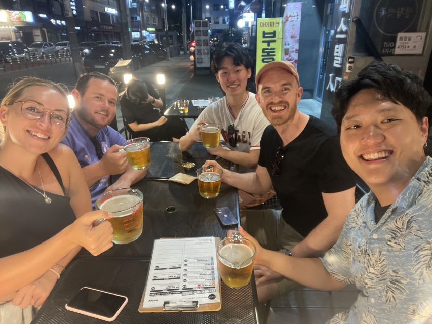 Seoul: Jamsil Baseball Stadium Game Ticket with Dinner& Beer - Korean baseball fandom is a full-body sport