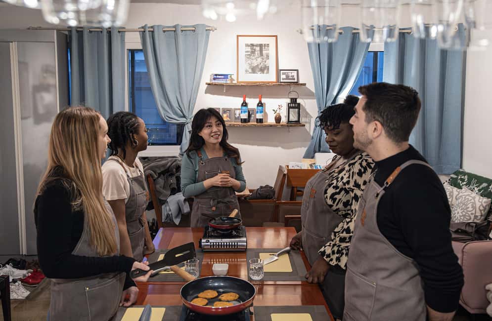 Seoul: Korean Kimchi Cooking Class in the Heart of the City - Key things you’ll notice right away