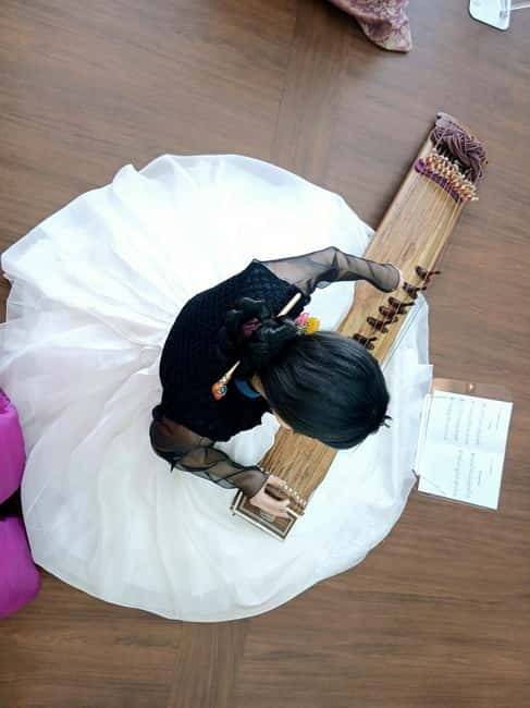 Seoul: Learn Traditional Korean Strings Instrument & Hanbok - Location and Timing: Meeting Point, Duration, and Practical Planning