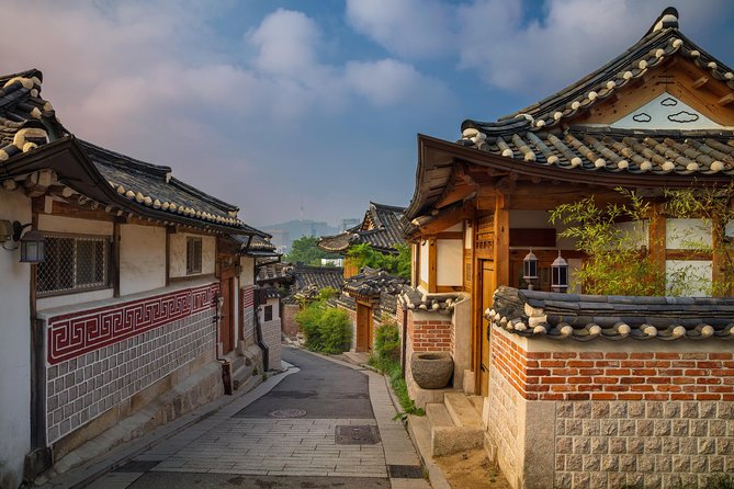 Seoul Like a Local: Private & Personalized Experience (2-3 hours) - Historic neighborhood or Gangnam: let your interests set the tone