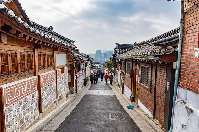 Seoul Like a Local: Private & Personalized Experience (2-3 hours) - The host matching: why the guide personality matters as much as the route
