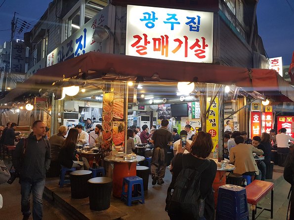 Seoul Night "Private Tour"(Korean BBQ, N-Tower, Seoul Fortress, Local Market) - How a private Seoul night plan keeps things simple