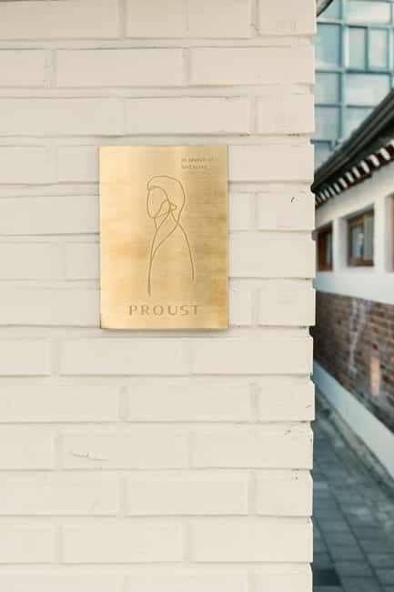 Seoul: Perfume-Making Workshop in a Hanok - The 90-minute flow: what you’ll do from first sniff to final bottle