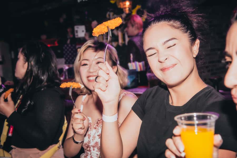 Seoul: Premium Pub Crawl with Open Bottles - The Host Factor: Why People Remember Names