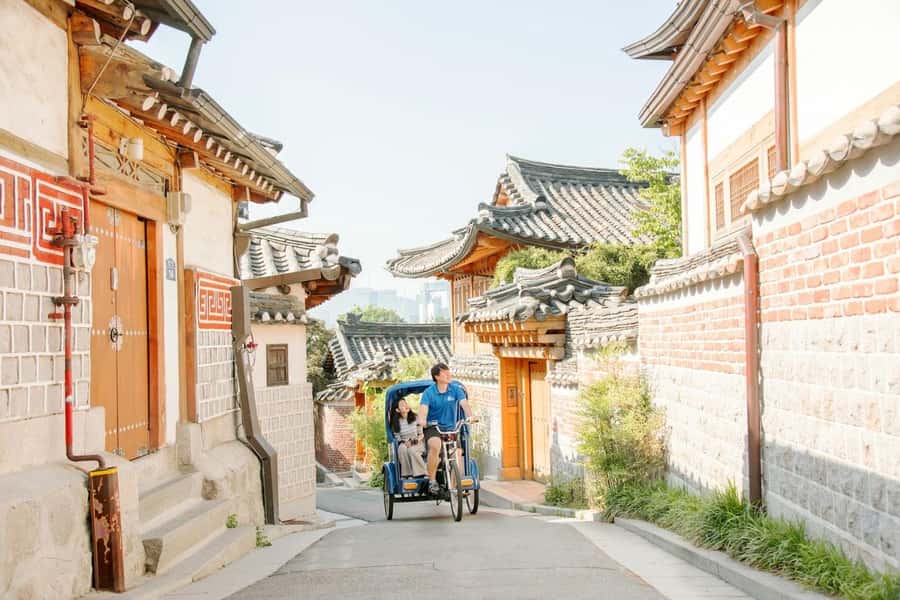 Seoul Private Pedicab Tour : Bukchon Anguk Hanok Village - Key things that make this Bukchon pedicab tour worth your time