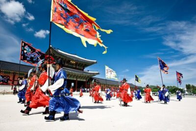 Seoul Private Tour Gyeongbok Palace Bukchon and Gwangjang Market - Bugak Skyway (Bugak Pavilion) and wide views over Seoul