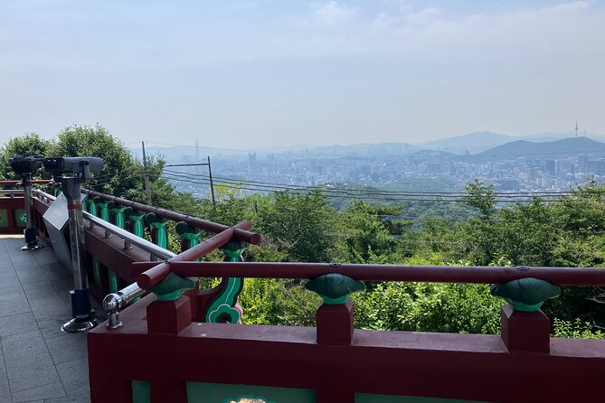 Seoul Private Tour Gyeongbok Palace Bukchon and Gwangjang Market - Price and value: what $170 covers and how to judge the deal