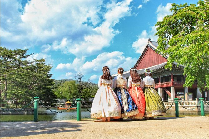 Seoul Private Tour with hidden gem of Seoul - N Seoul Tower: the easiest way to get the big picture