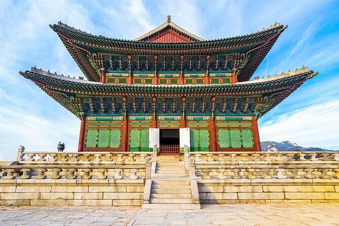 Seoul Self-Guided Audio Tour - Dongdaemun Design Plaza and Starfield Library: modern Seoul with personality