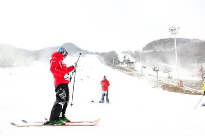 Seoul Ski Tour at Jisan Forest Resort - What the 9-Hour Day Looks Like from Pickup to Slopes