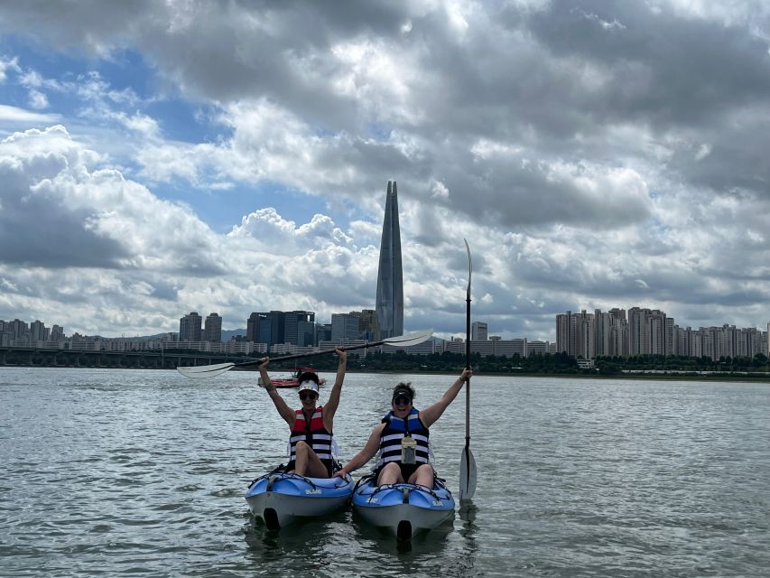 Seoul: Stand Up Paddle Board (SUP) & Kayak in Han River - Safety that feels practical, not performative