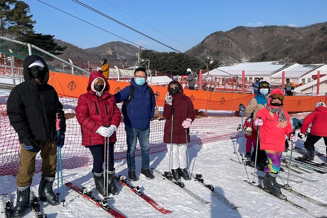 Seoul to Jisan Ski Resort (Fun 1 Day Trip Winter Sports & Skiing) - The ginseng museum stop: a short reset in Jongno-gu