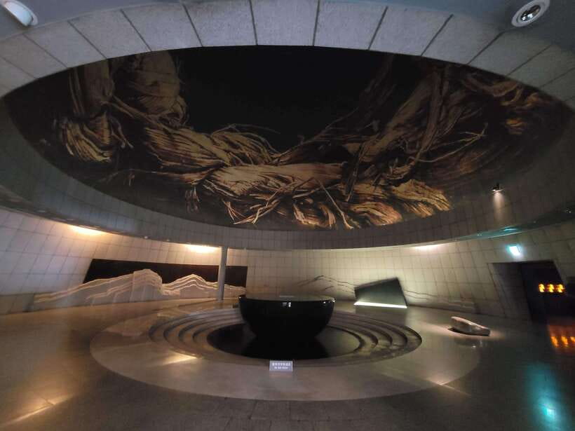 Seoul: War Memorial of Korea Private Guided Museum Tour - Who should book this guided museum walk (and who should consider other options)