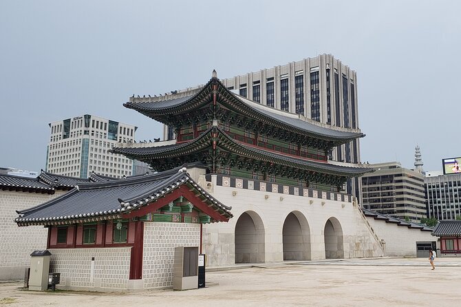 (Small Group) Palace & Seoul Old Town Highlights - Why this 3-hour Seoul walking route is such good value