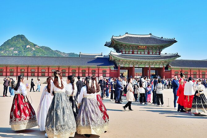 Small-Group Seoul Tour with Gyeongbokgung Palace (hotel pick-up) - Cheongha Korea Ginseng Museum: tea, timing, and how to handle the sales energy