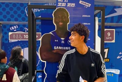 Sports Match in Seoul with Guided K-Food Experience - Pre-game K-food at Jamsilsaenae Station (Exit 4)