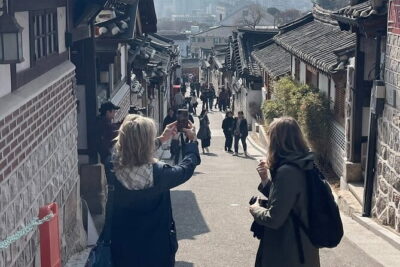 Tour Seoul’s oldest district with a storyteller from Bukchon - Cafe Onion Anguk: Architecture That Spans Centuries