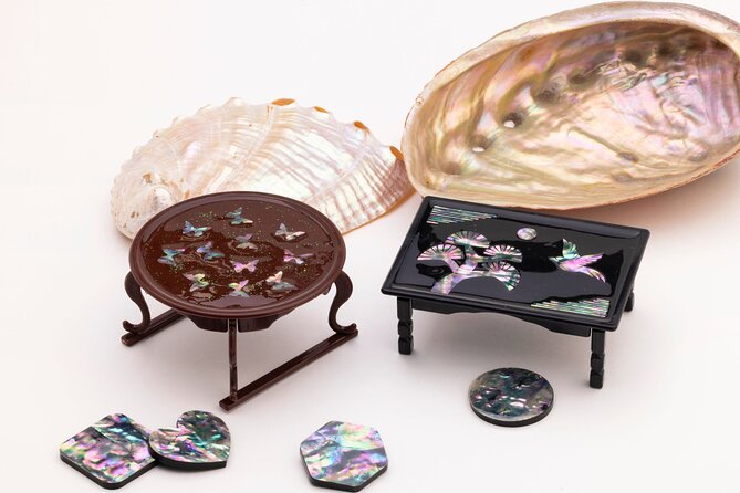 Traditional Korean Mother-of-Pearl Craft Workshop - Small group class style: how the max 9 travelers changes your experience